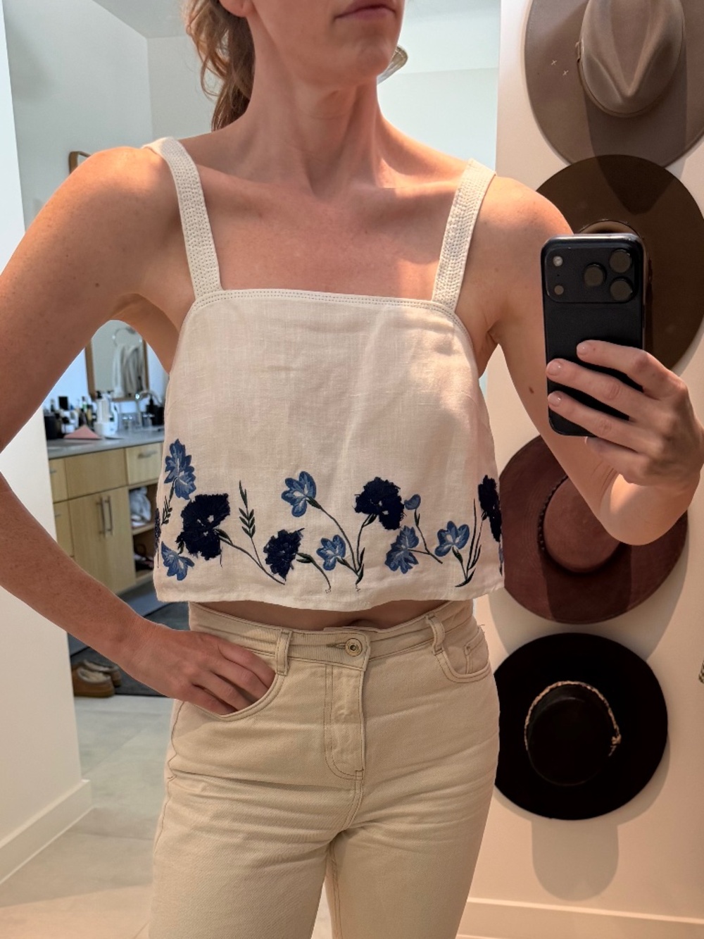 Club Monaco Linen Cropped Tank